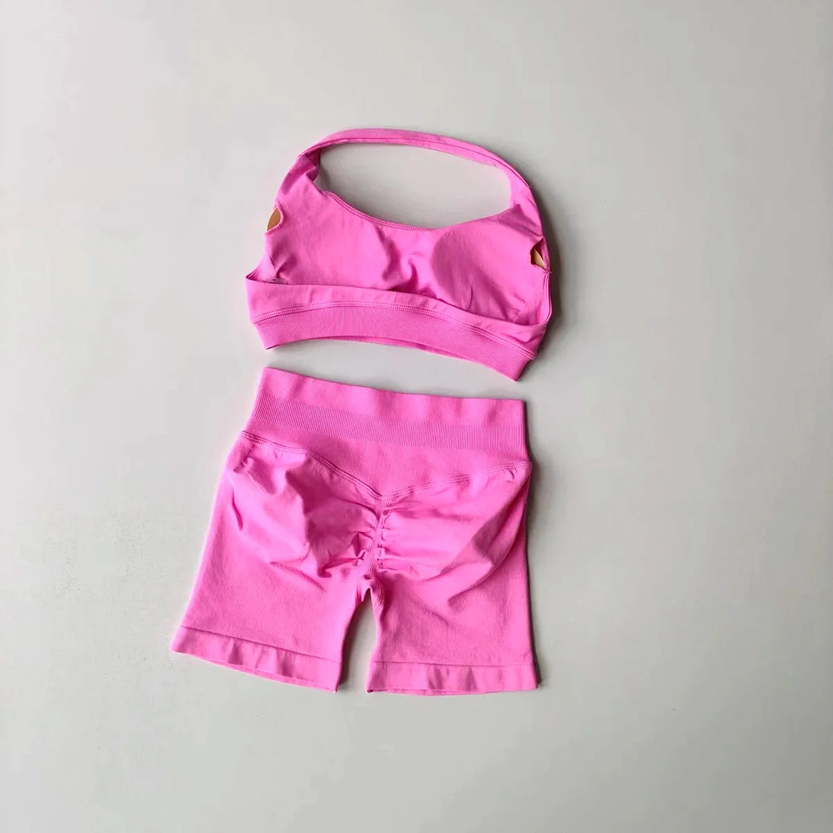 2 Pieces Yoga Suit for Women Seamless Fitness Gym Clothes Halter Sports Bra Matching Impact Shorts Workout Sets Gym Set Outfit